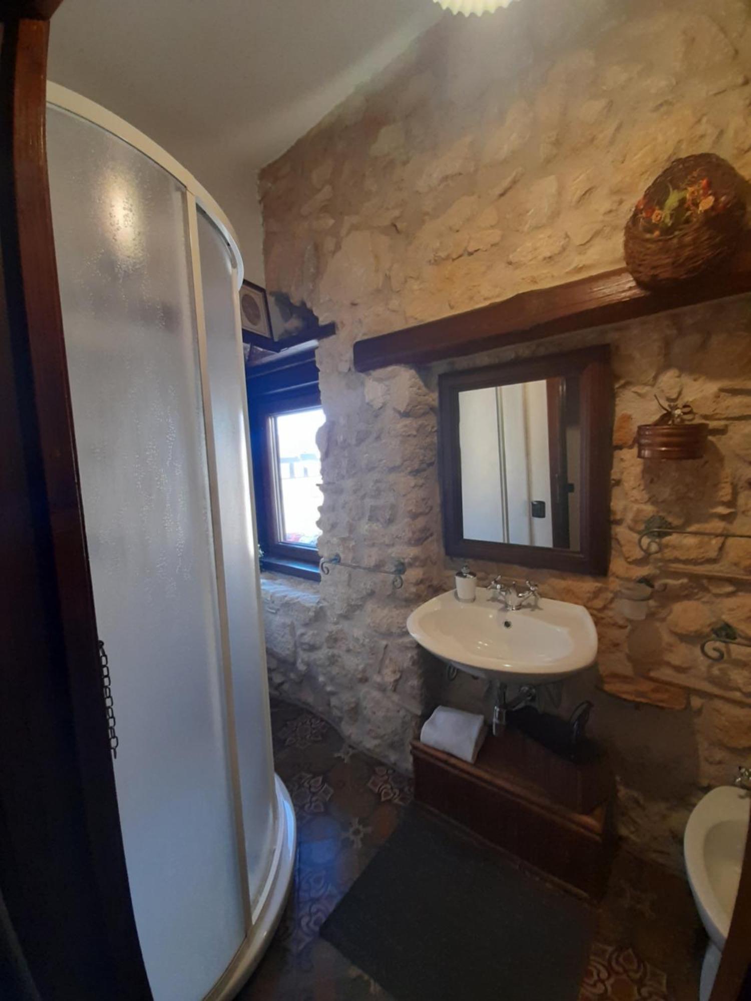 مبيت وإفطار إينّا Antica Dimora Historic Building المظهر الخارجي الصورة